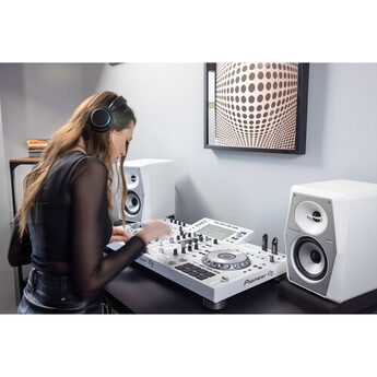 Pioneer dj VM-50 2-Way Active Studio Monitor (Single, White) — thumbnail 4